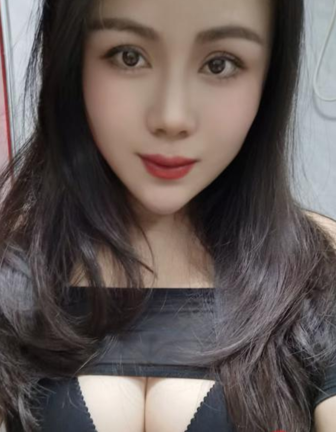 性感情趣大胸少妇